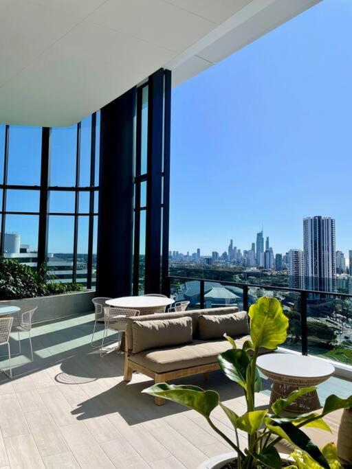 Ferienwohnung New Impressive 180° River View 1 Bed Apt With Pool 47F Gold Coast Exterior foto