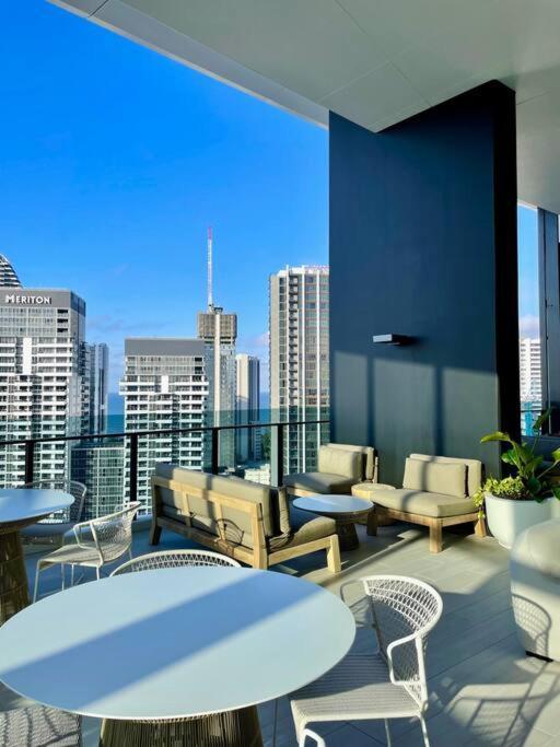 Ferienwohnung New Impressive 180° River View 1 Bed Apt With Pool 47F Gold Coast Exterior foto