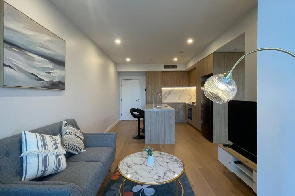 Ferienwohnung New Impressive 180° River View 1 Bed Apt With Pool 47F Gold Coast Exterior foto